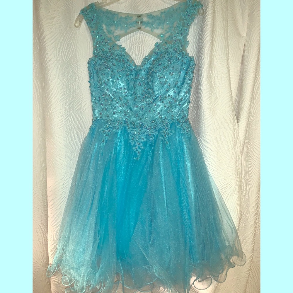 Let’s Short Tulle Prom Dress